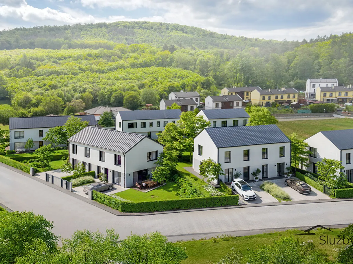 Rodinný dům, 114 m², fotografie 3